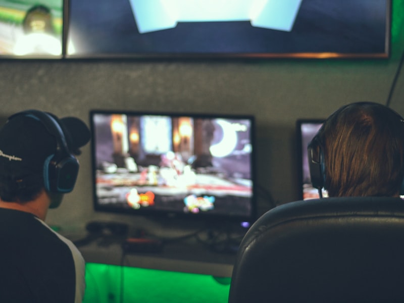 Coaching session in a gaming studio